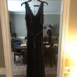 New, with tags! Sleeveless Lace Overlay Illusion Gown by ADRIANNA PAPELL, size 6